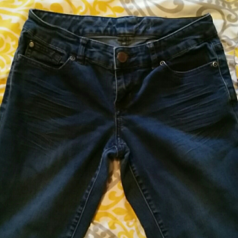 The Limited 678 Jean 2s